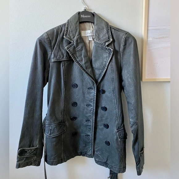 Danier Authentic  Gray Leather Jacket with belt - Picture 7 of 17